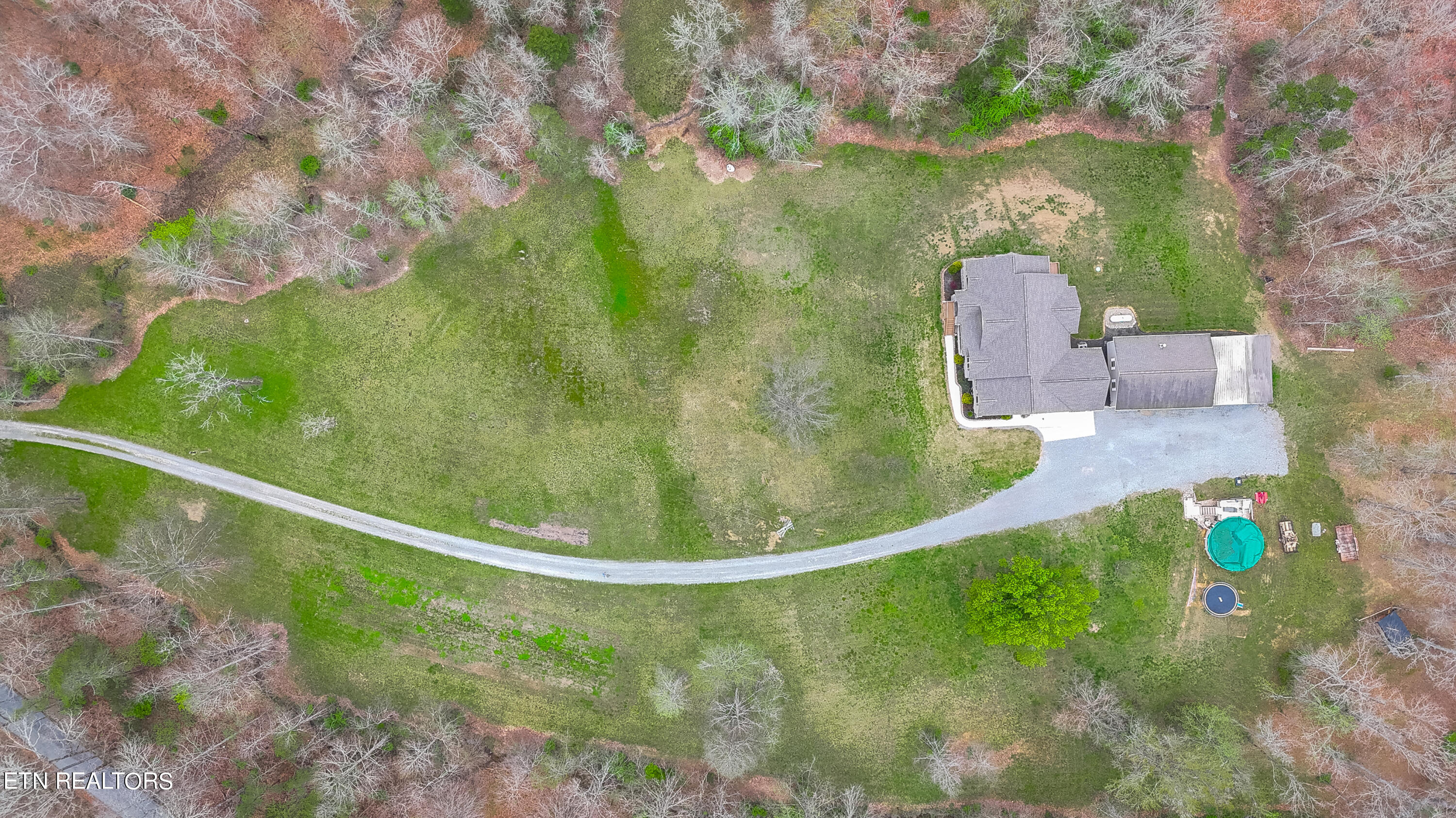 282 Bush Road Clinton, TN 37716 - Photo 4 of 42 282 Bush Rd