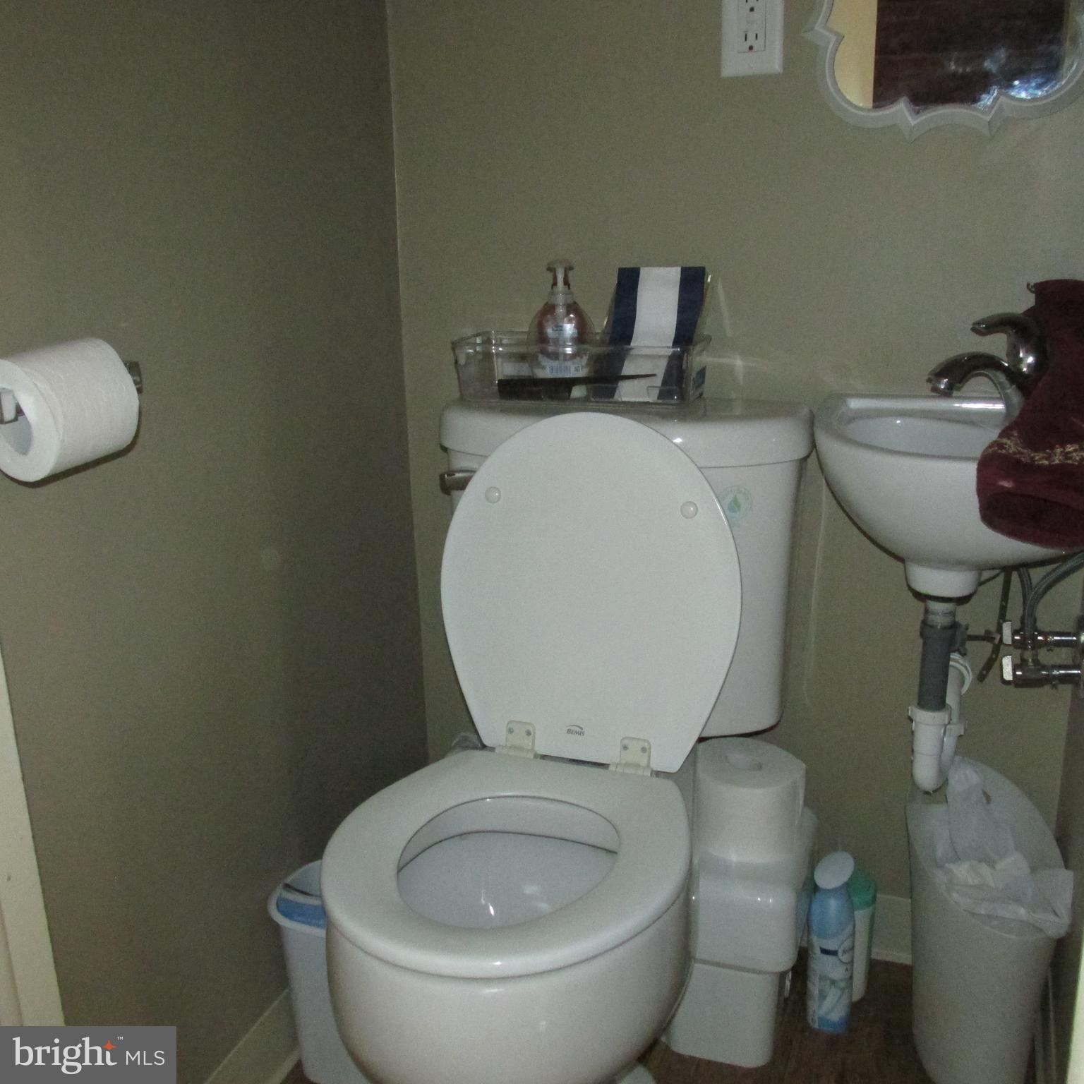 1606 Devers Road York, PA 17404 - Photo 19 of 19 Half Bath