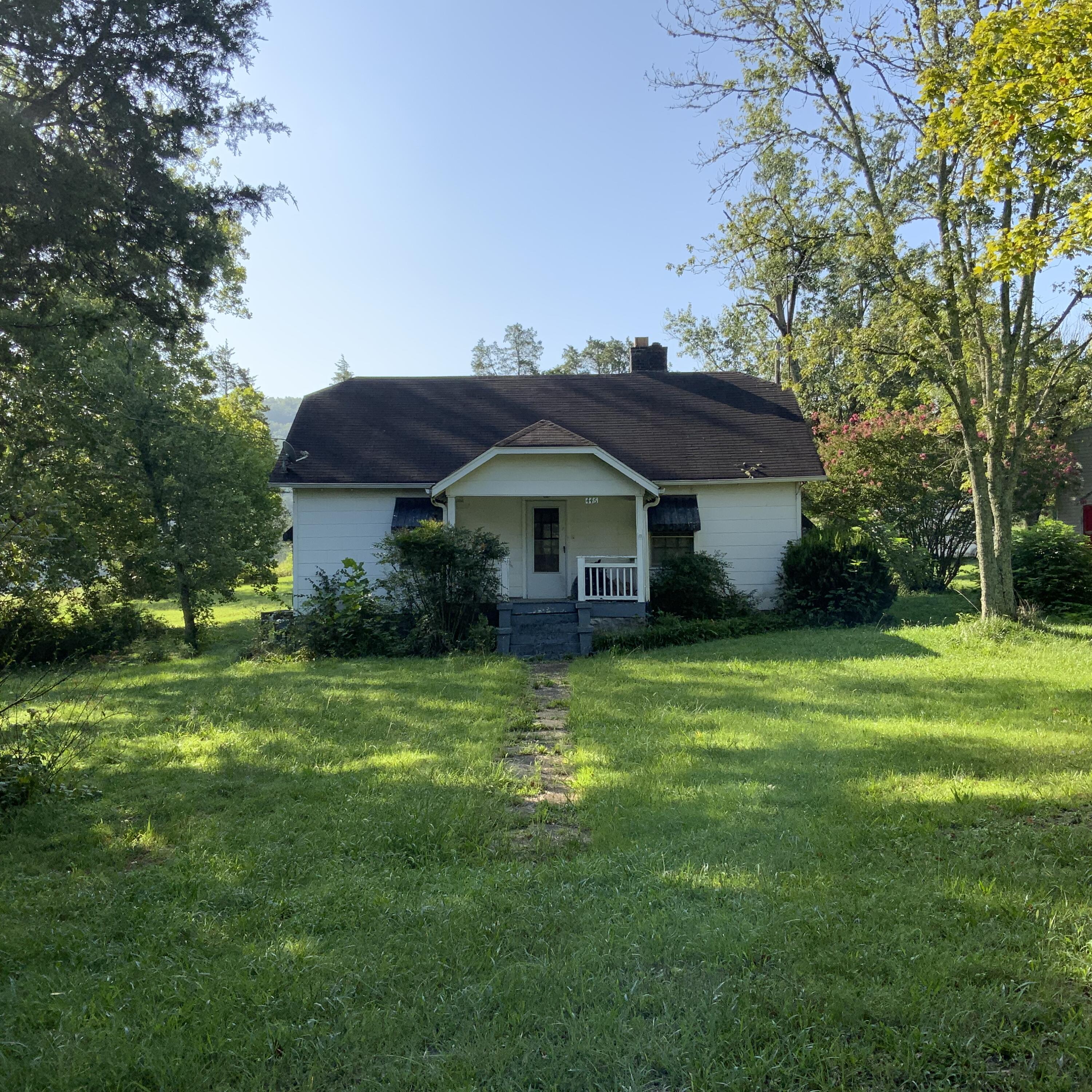 446 Mountain Road Clinton, TN 37716 - Photo 1 of 34 8C1C2502-F617-43C6-859B-5C970DCB1DC6