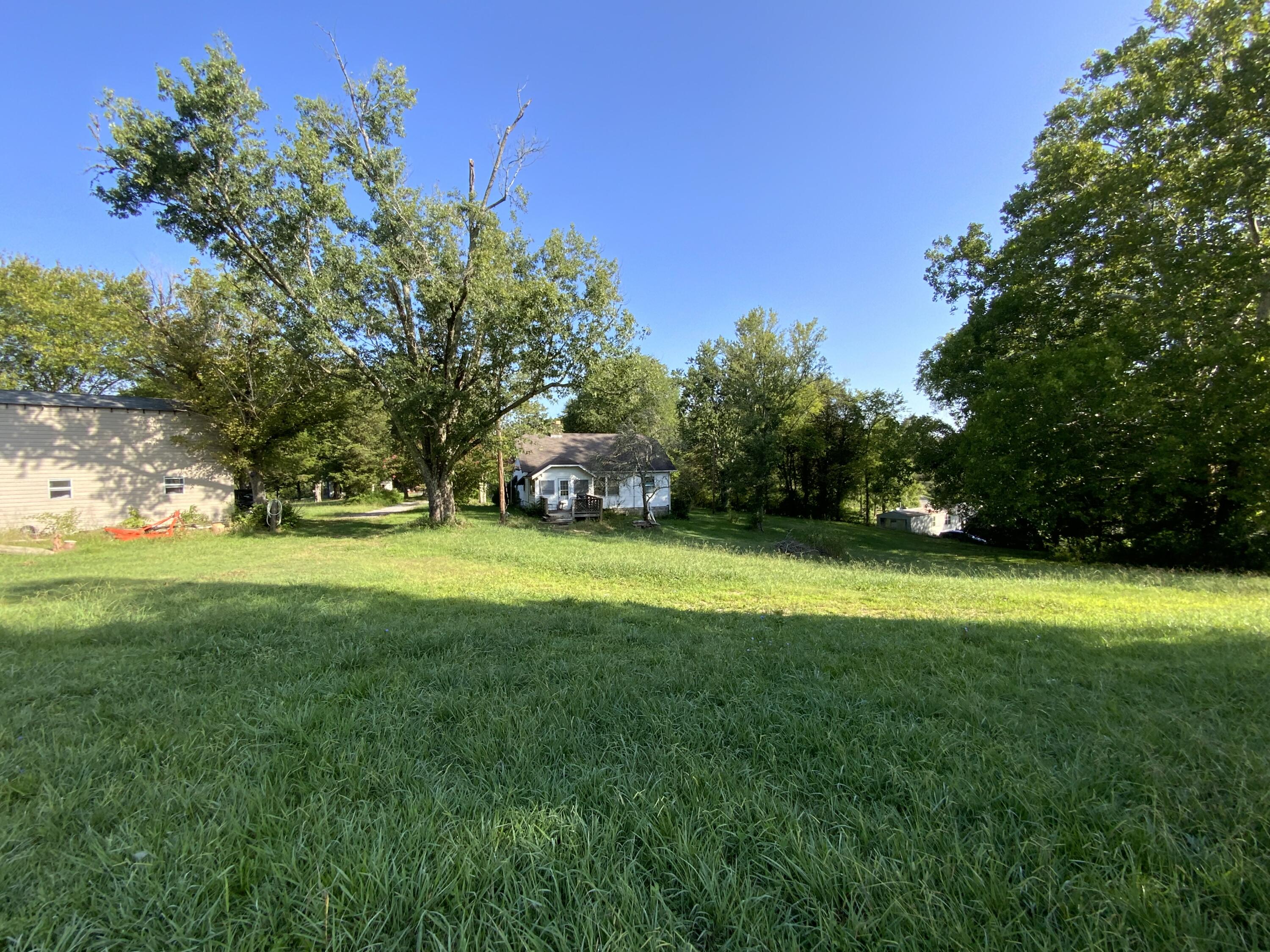 446 Mountain Road Clinton, TN 37716 - Photo 12 of 34 2DF09DCC-9C7C-4815-A464-4E77772E5277