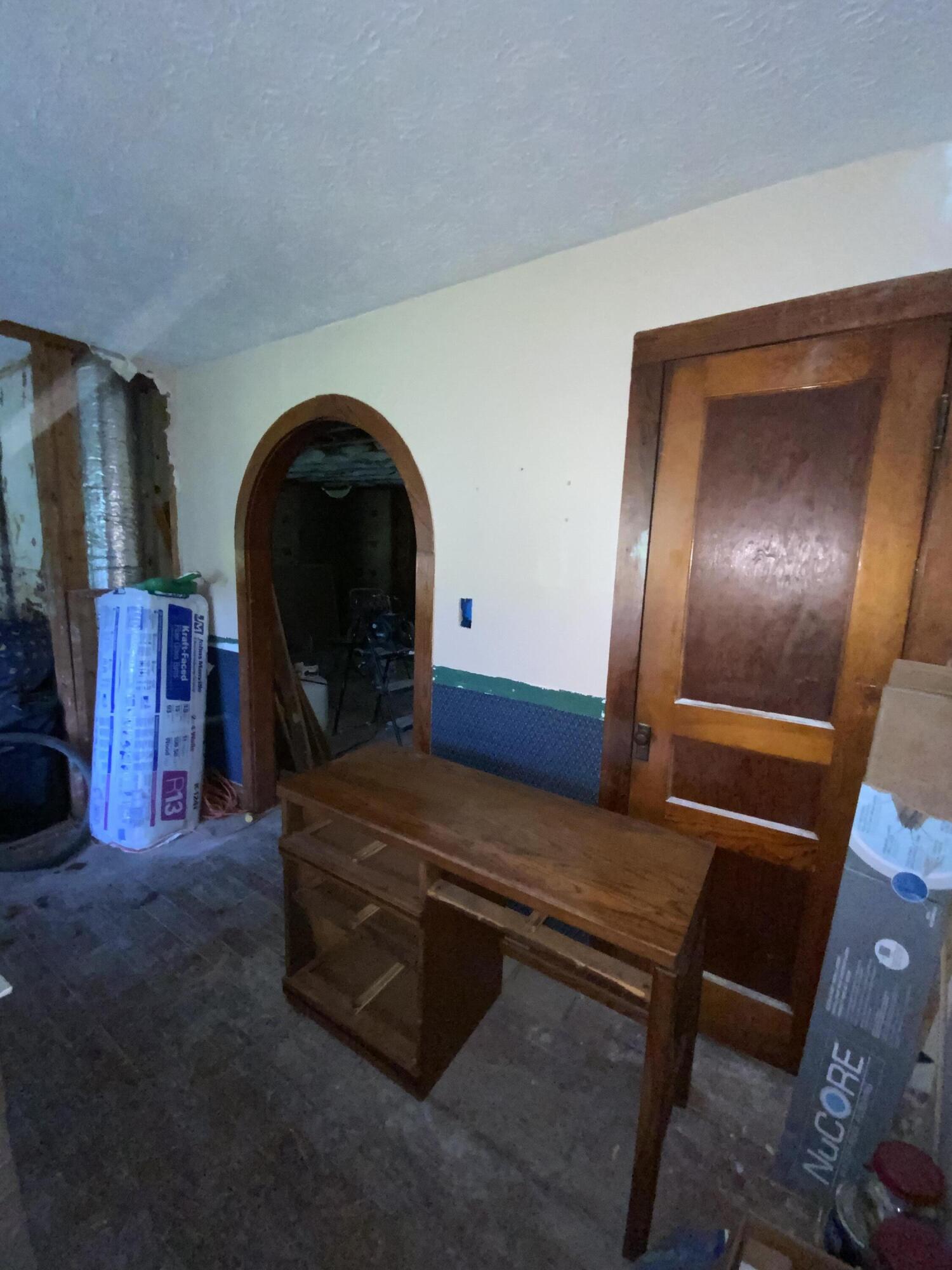 446 Mountain Road Clinton, TN 37716 - Photo 20 of 34 EB0FF4DD-B885-4D55-AA2D-3AA4B3226777