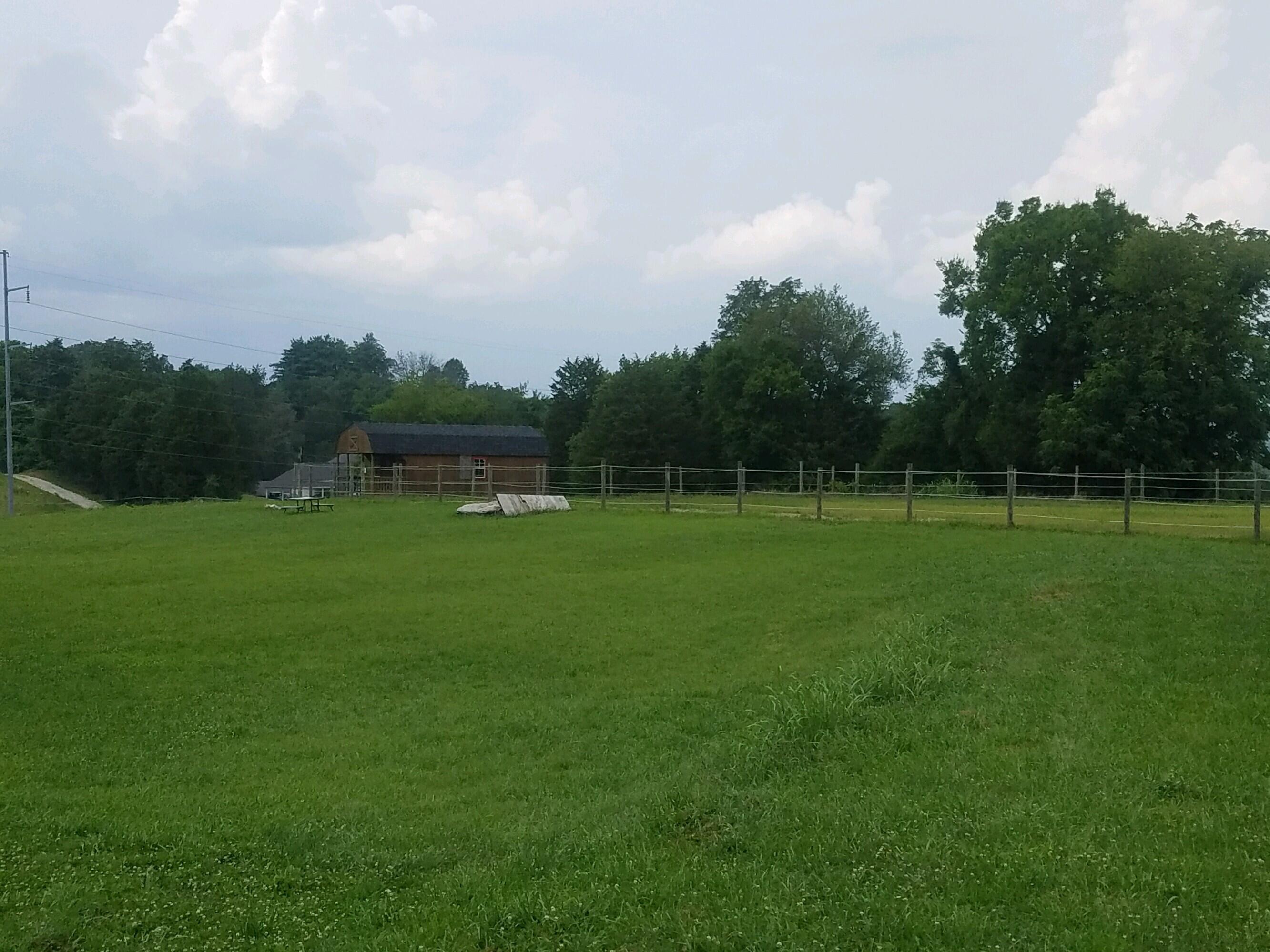 446 Mountain Road Clinton, TN 37716 - Photo 31 of 34 20190707_153159 (1)