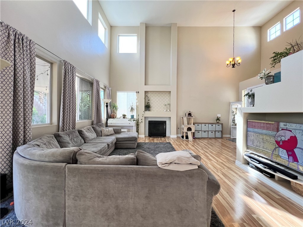 1727 Millstream Way Henderson, NV 89074 - Photo 9 of 28