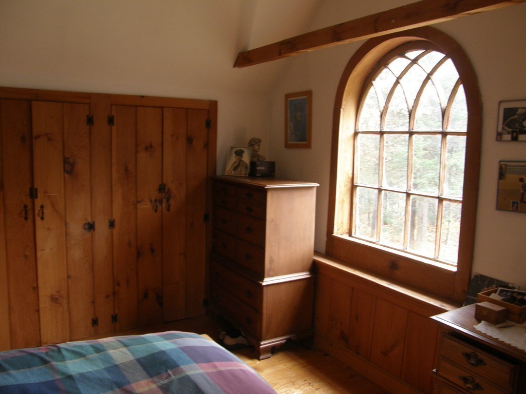 212 Old Winchester Road Warwick, MA 01378 - Photo 11 of 26 Gallery Image 11