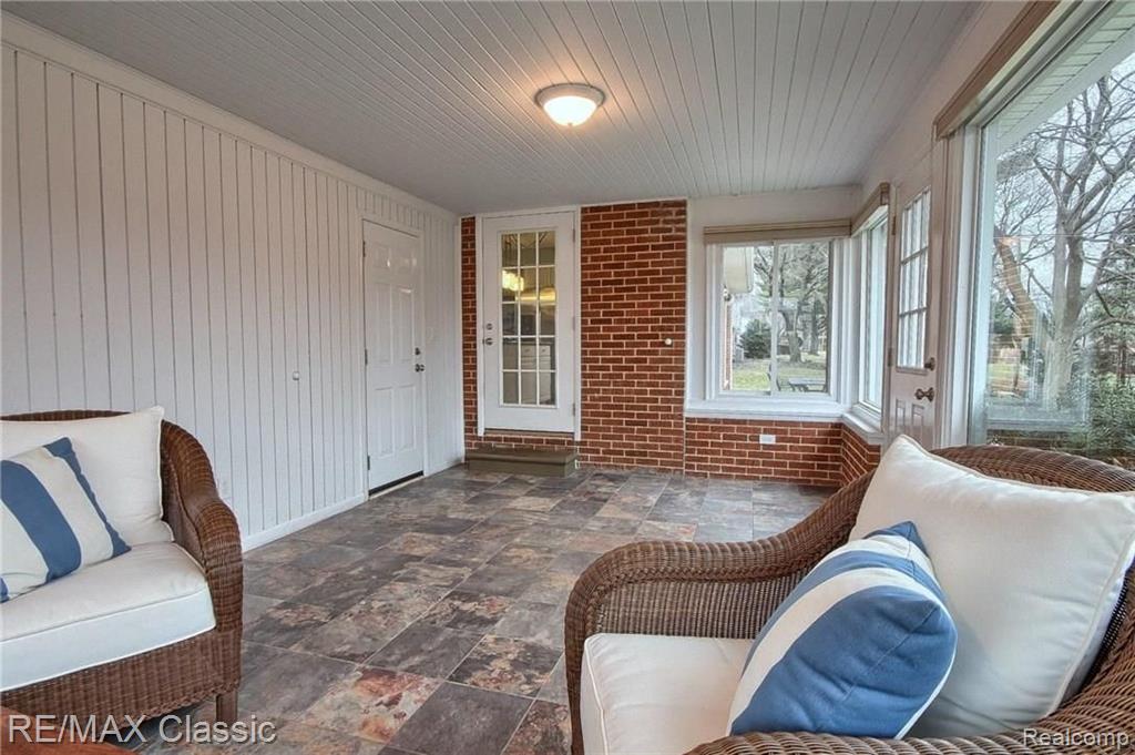 32303 Craftsbury Road Farmington Hills, MI 48334 - Photo 15 of 31