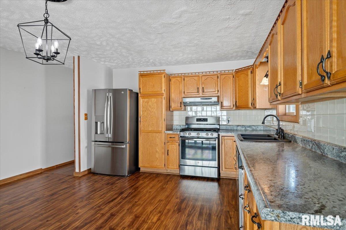 2100 North 16th Street Springfield, IL 62702 - Photo 15 of 32