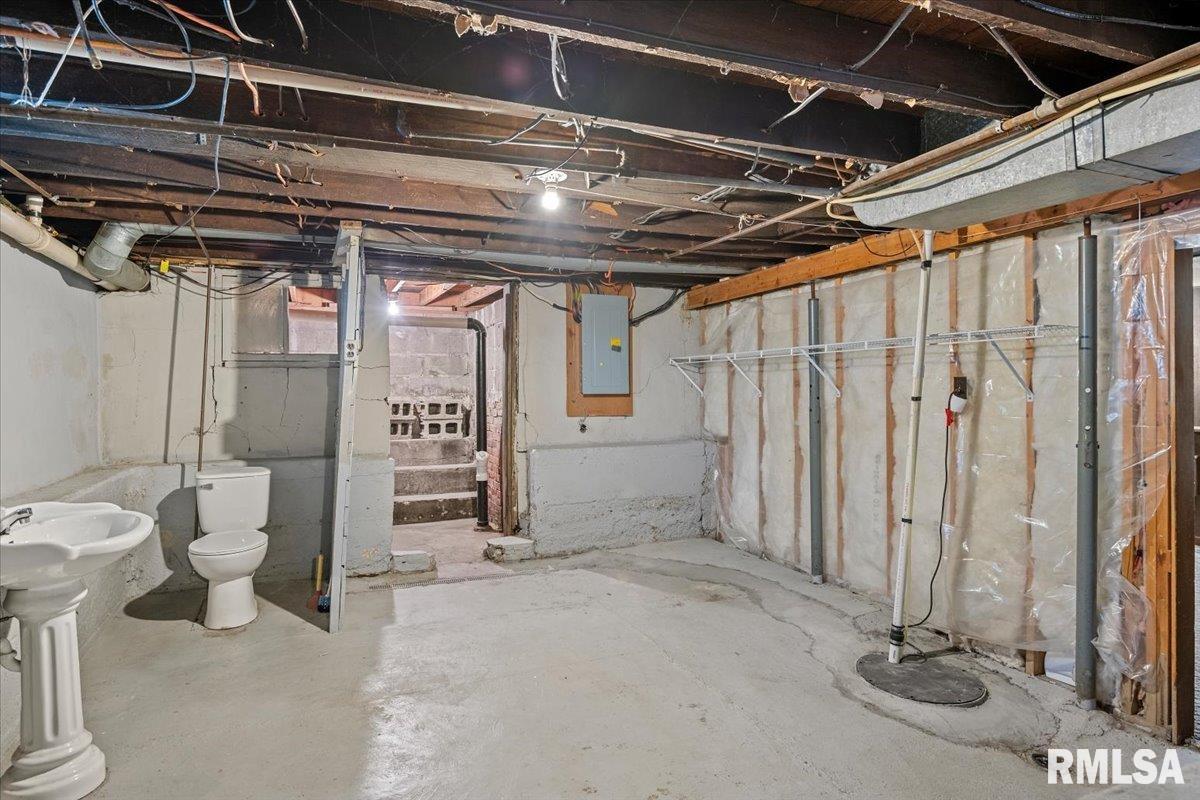 2100 North 16th Street Springfield, IL 62702 - Photo 21 of 32