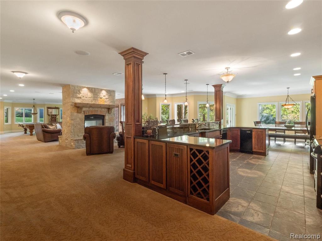 36663 Howard Road Farmington, MI 48331 - Photo 32 of 47