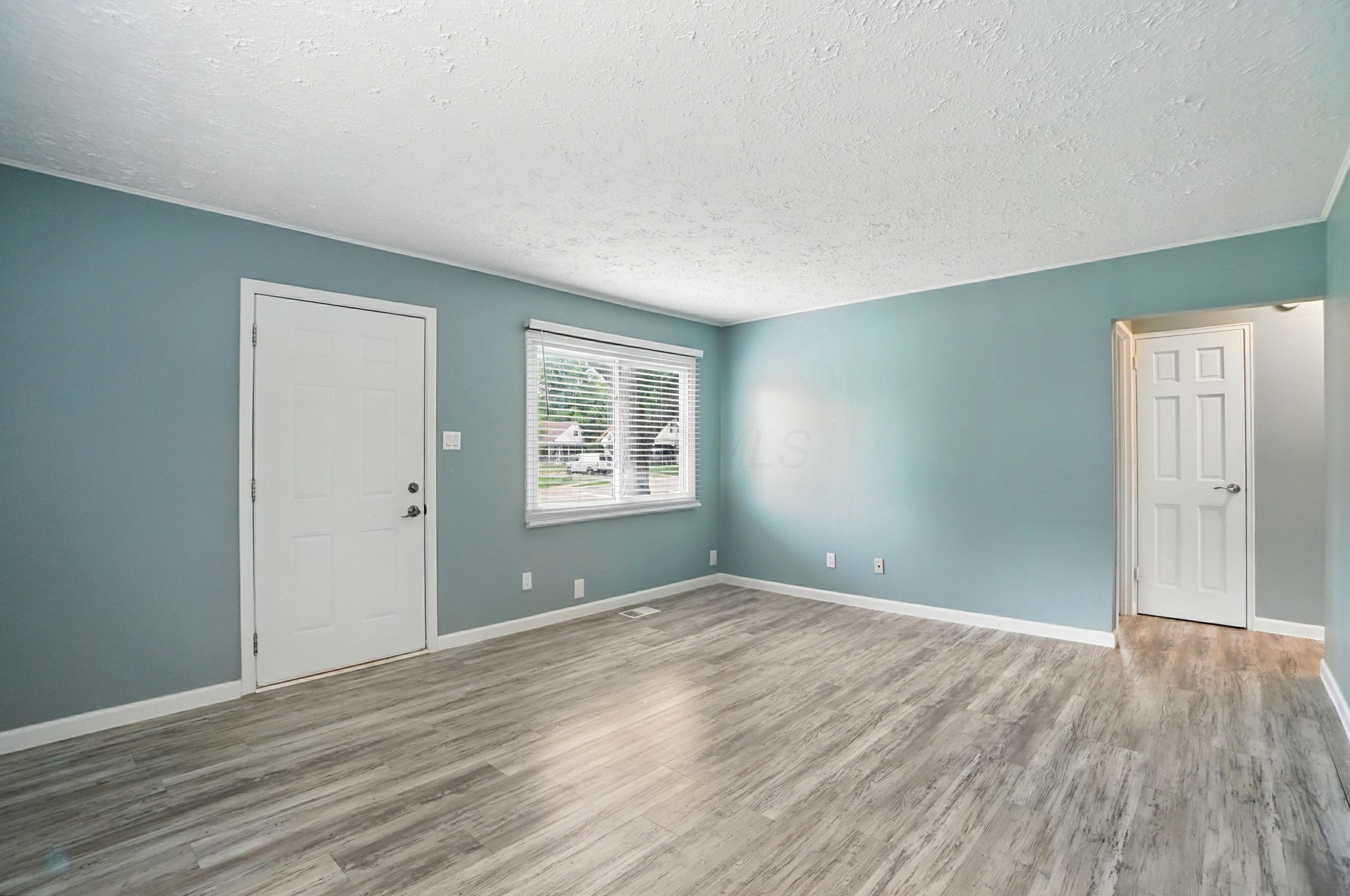 836 Antwerp Road Columbus, OH 43213 - Photo 5 of 26 005 (3)