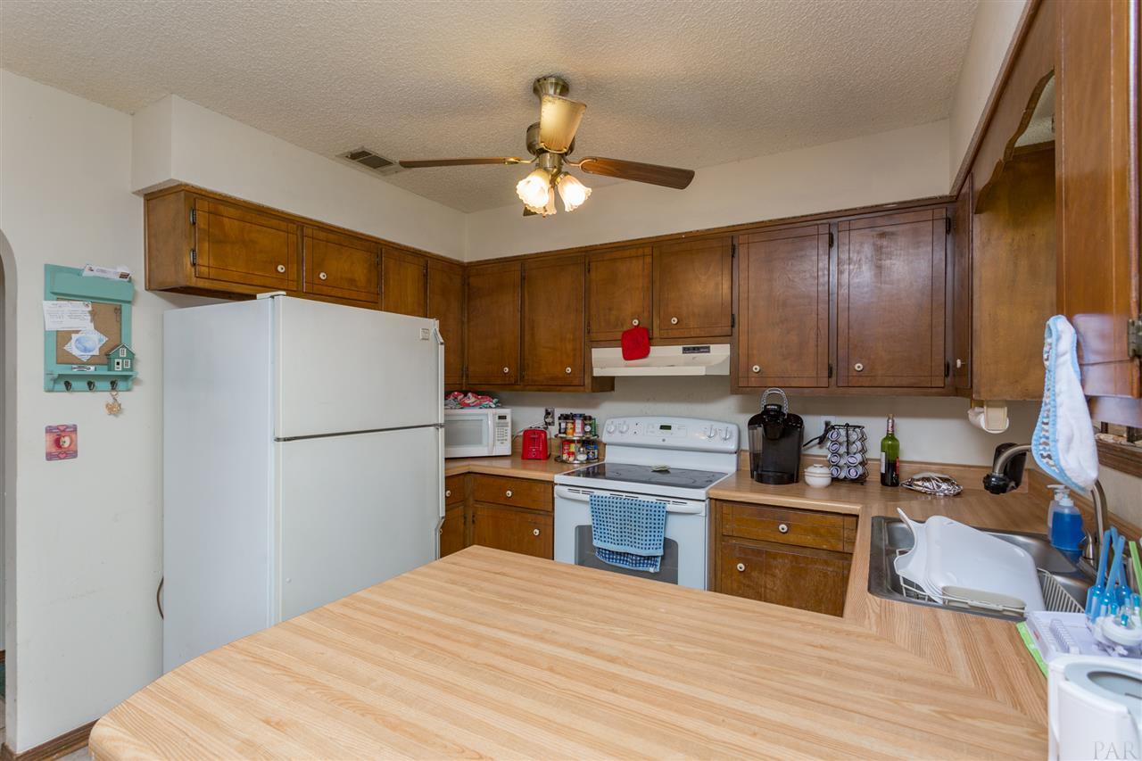 6625 Bellview Pines Road Pensacola, FL 32526 - Photo 8 of 20 Gallery Image 8