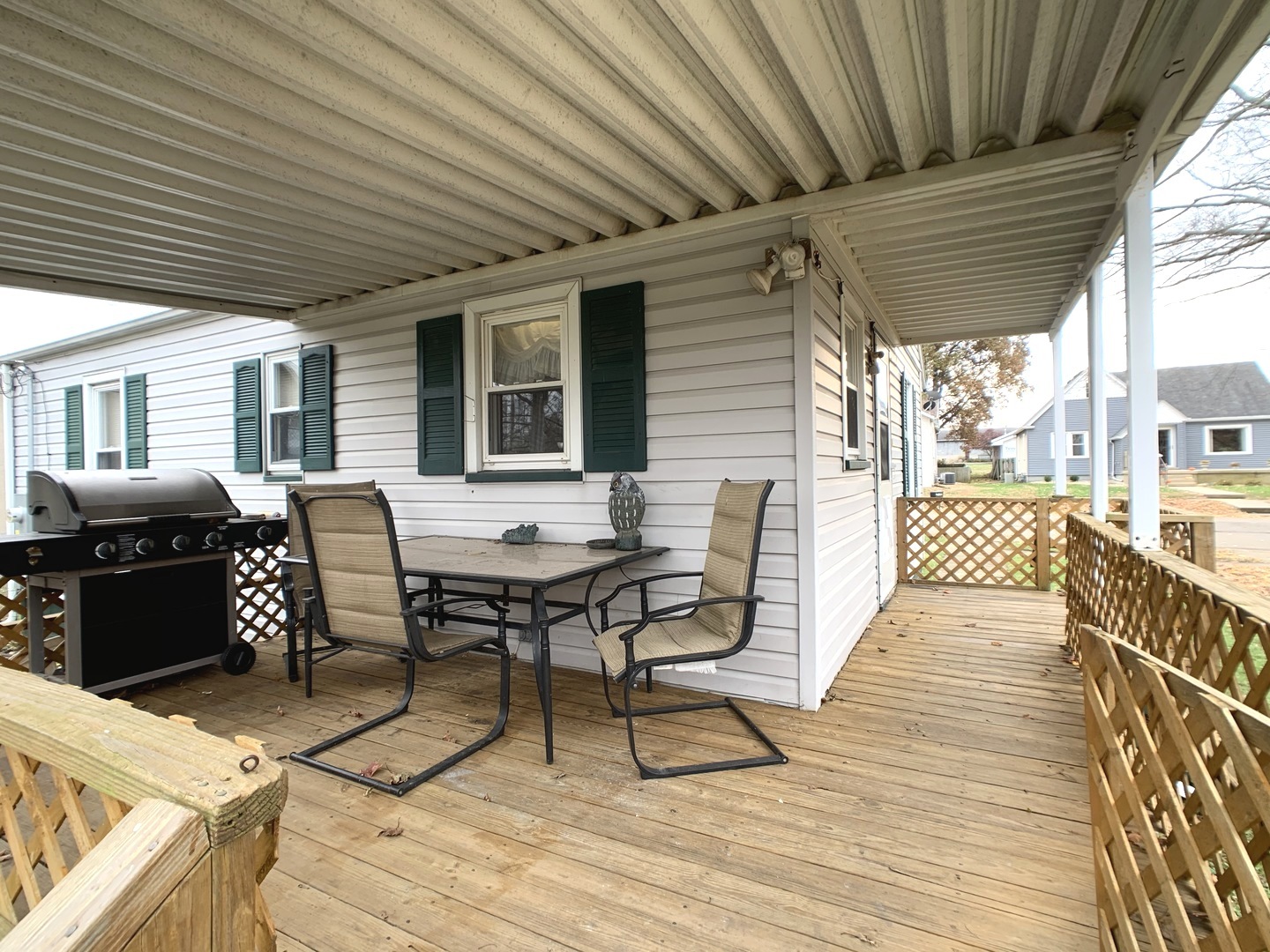 608 West Cleveland Street Spring Valley, IL 61362 - Photo 8 of 35 a outdoor space with furniture