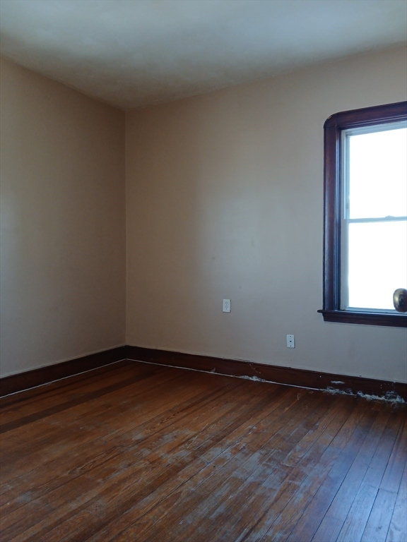 196 Hope Street, Unit 2 Fall River, MA 02721 - Photo 7 of 11