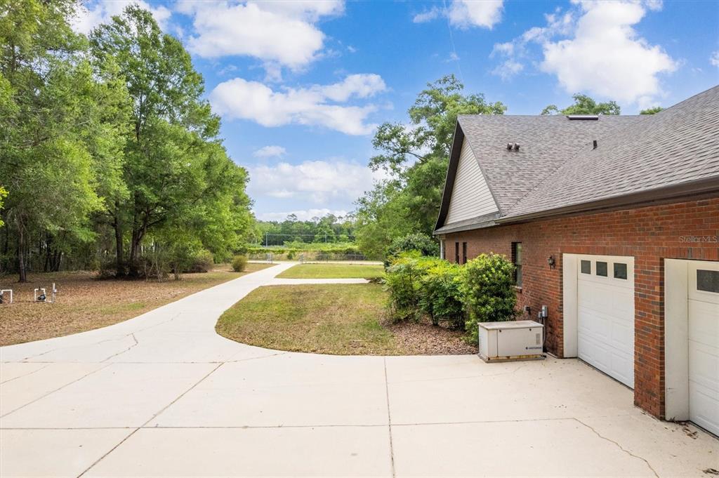9902 Southwest 124 Terrace Archer, FL 32618 - Photo 79 of 90