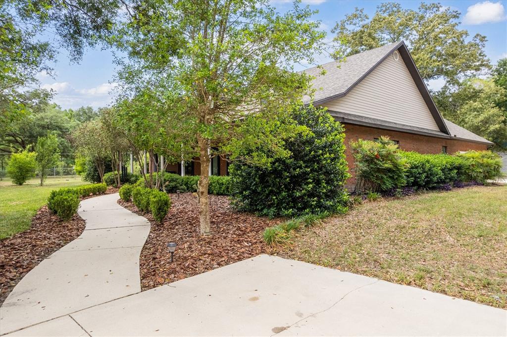 9902 Southwest 124 Terrace Archer, FL 32618 - Photo 87 of 90