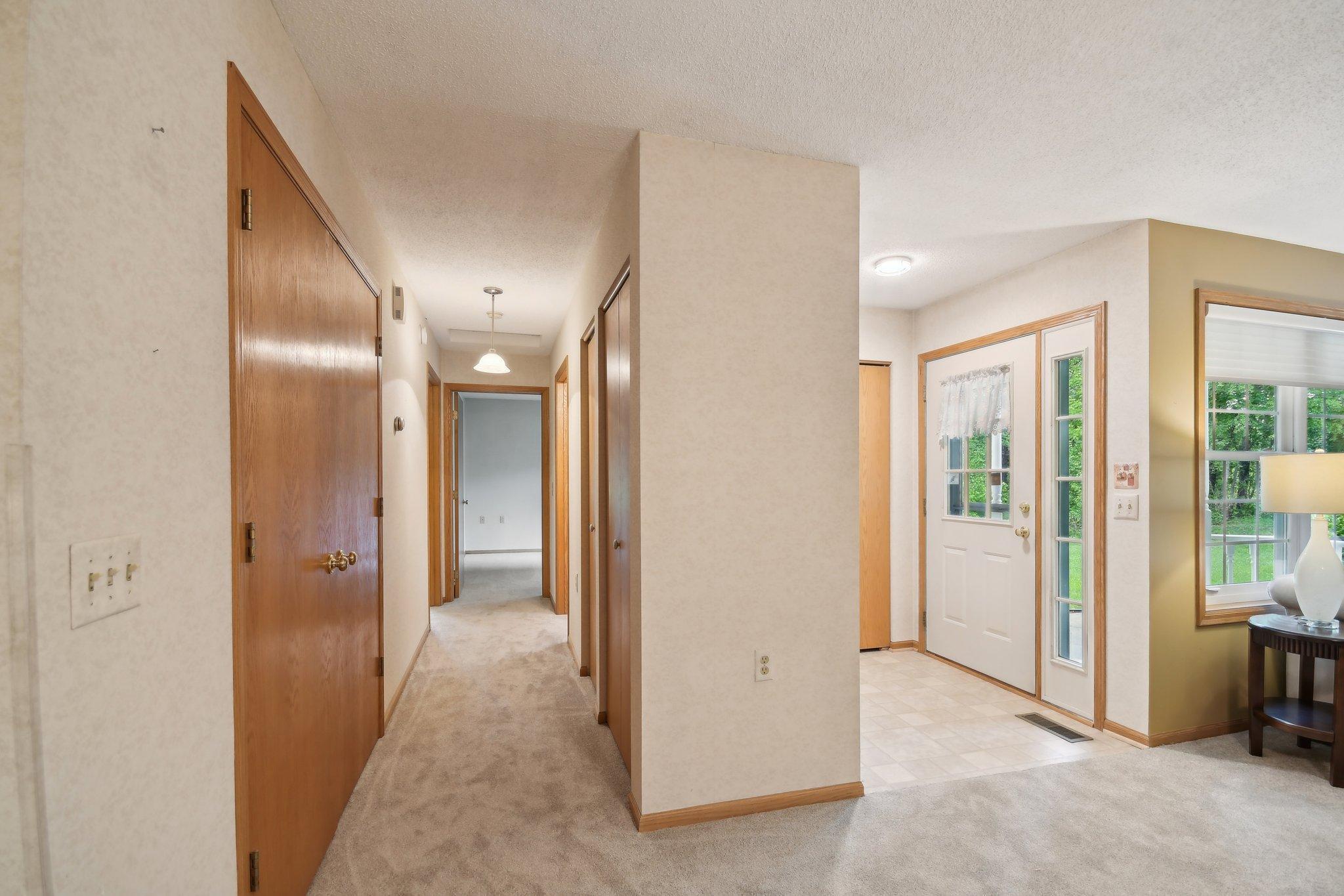 6879 Inverness Trail Inver Grove Heights, MN 55077 - Photo 14 of 37 Gallery Image 14