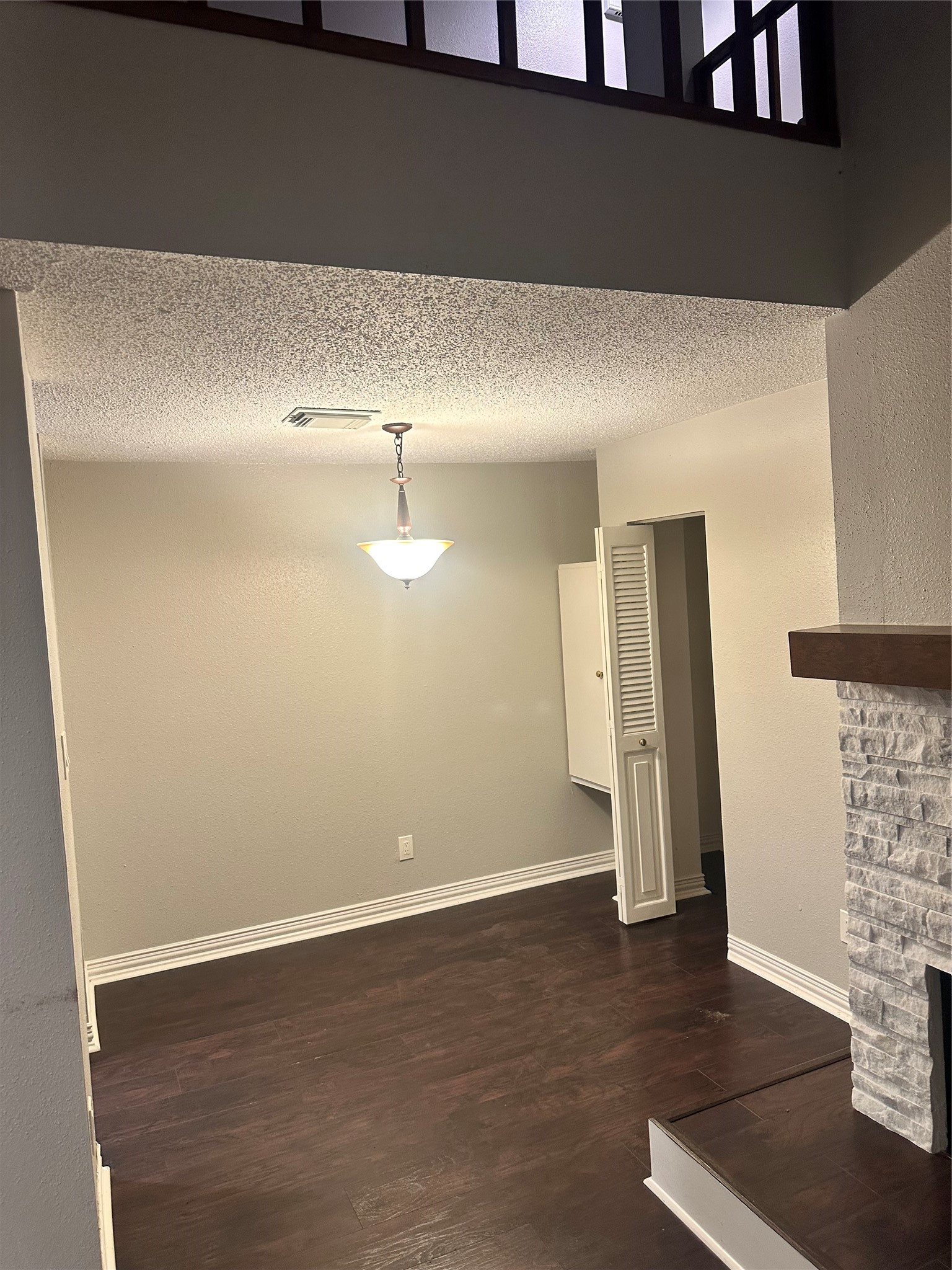 3662 Ocee Street Houston, TX 77063 - Photo 3 of 15 Breakfast area