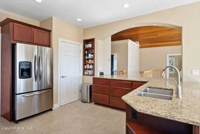 $1,160,000 | 2953 East Badger Road, Harrison, ID 83833