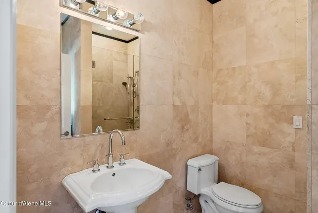 $1,160,000 | 2953 East Badger Road, Harrison, ID 83833