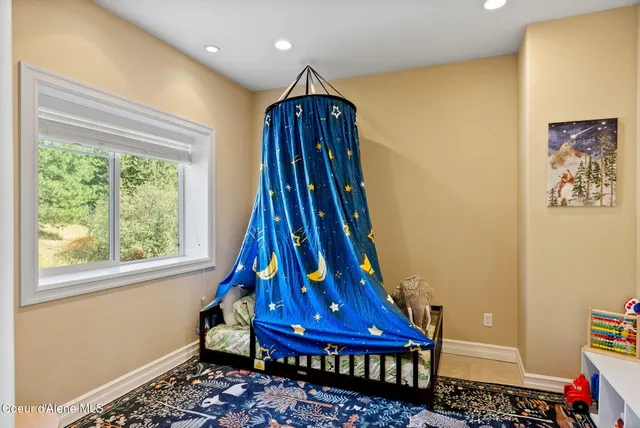 $1,160,000 | 2953 East Badger Road, Harrison, ID 83833