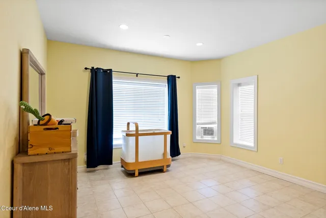 $1,160,000 | 2953 East Badger Road, Harrison, ID 83833