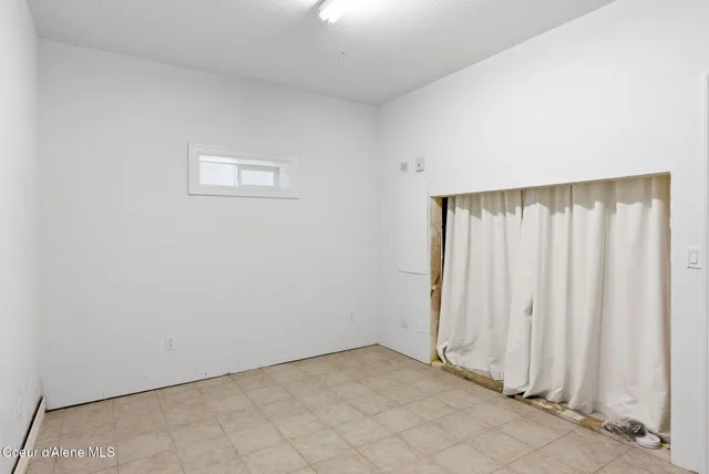 $1,160,000 | 2953 East Badger Road, Harrison, ID 83833