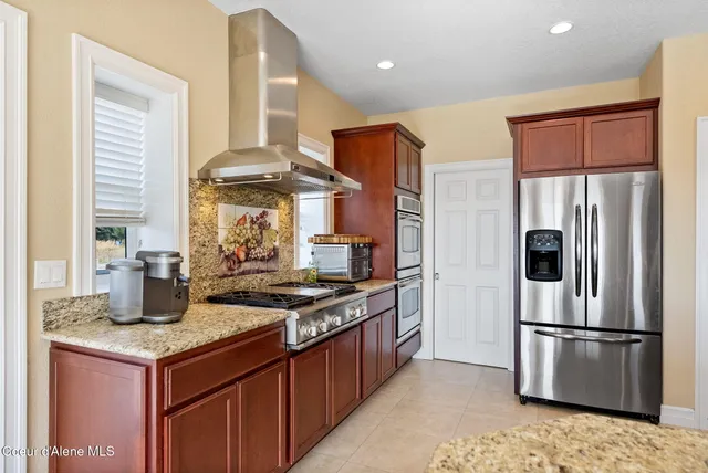 $1,160,000 | 2953 East Badger Road, Harrison, ID 83833