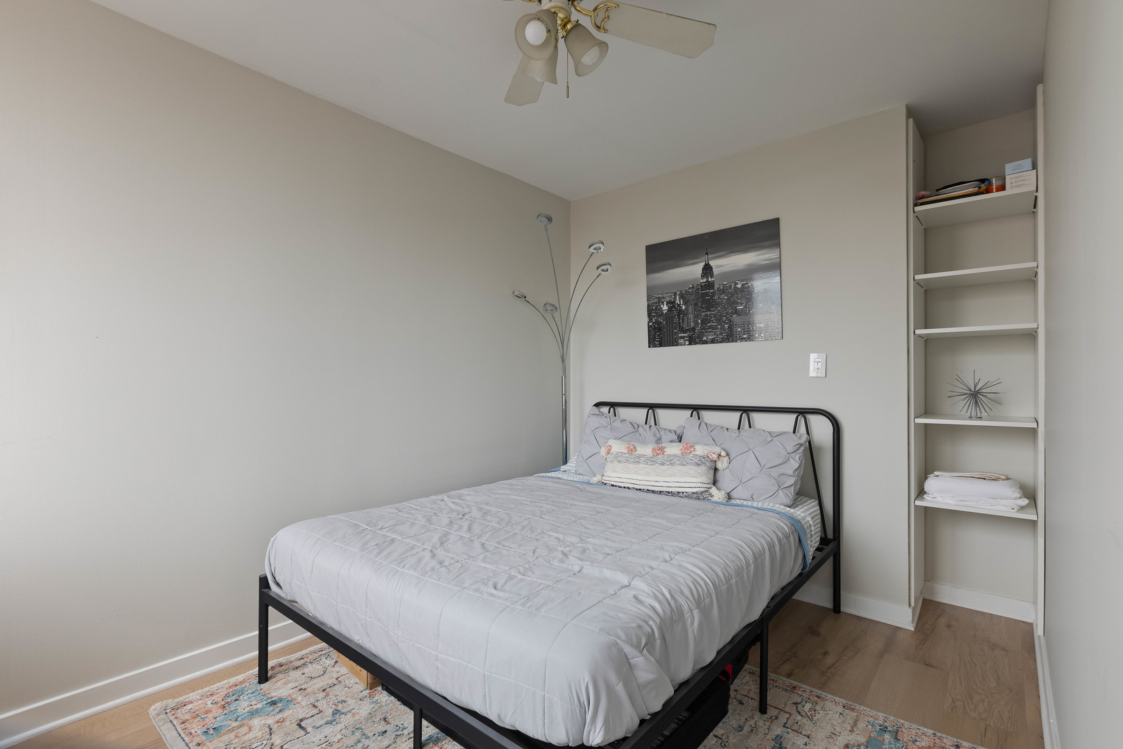 655 West Irving Park Road, Unit 714 Chicago, IL 60613 - Photo 13 of 22 Gallery Image 13