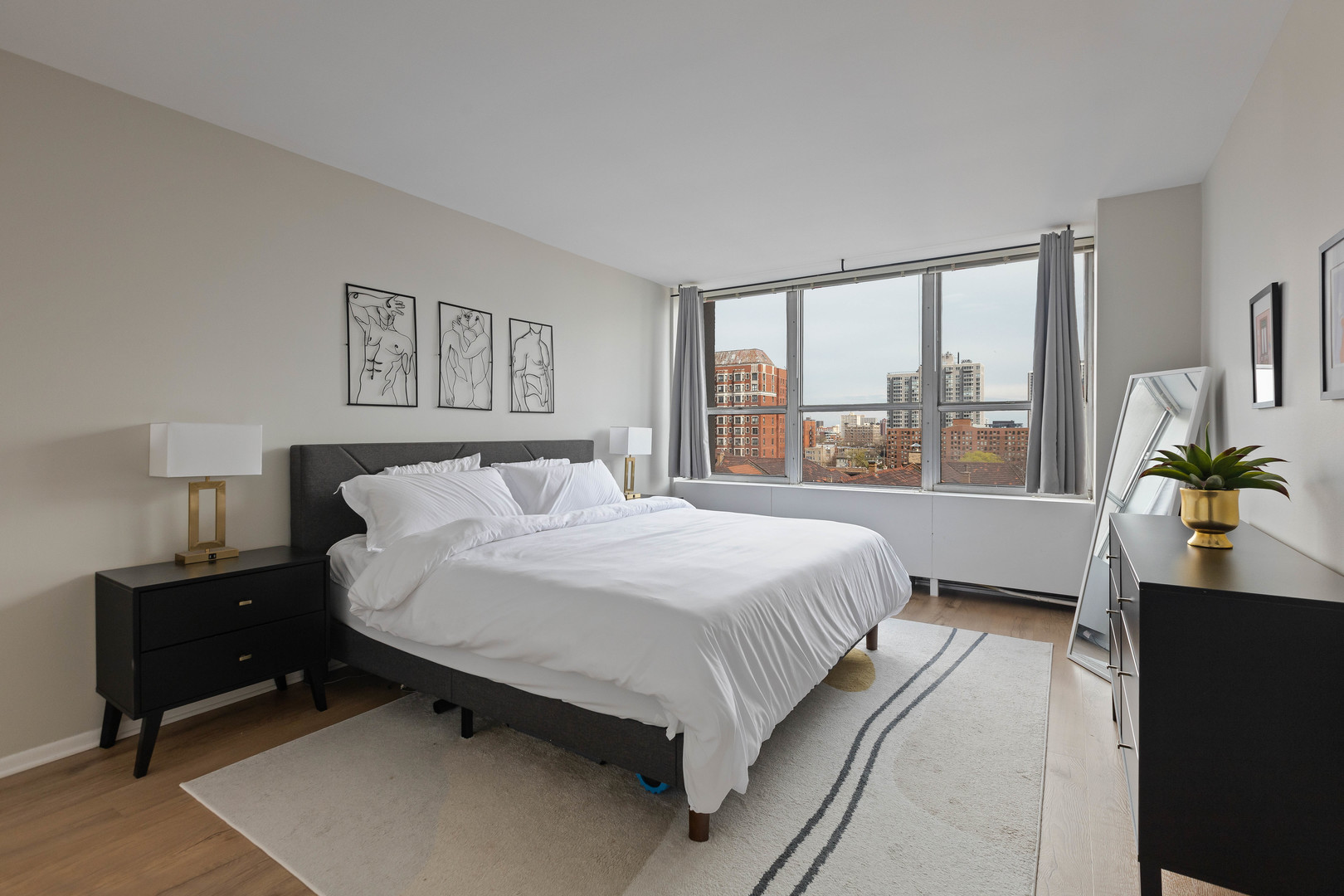 655 West Irving Park Road, Unit 714 Chicago, IL 60613 - Photo 10 of 22 Gallery Image 10