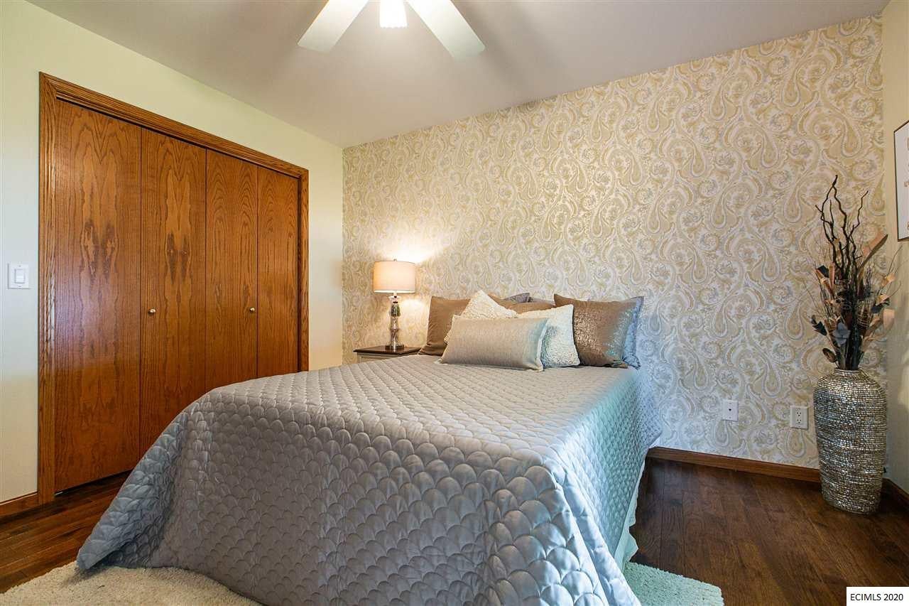 2333 Antler Ridge Drive Dubuque, IA 52002 - Photo 24 of 43 Gallery Image 24