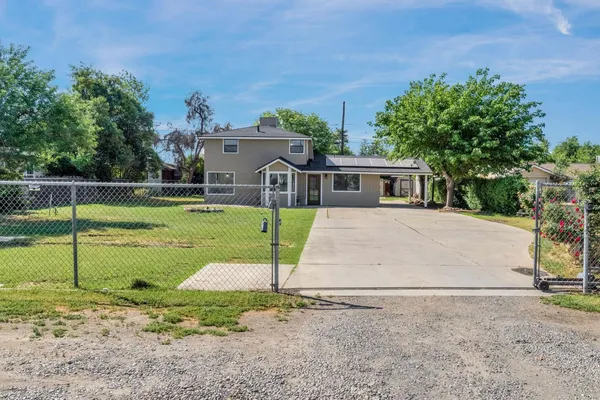 $379,500 | 5132 East Washington Avenue, Fresno, CA 93727