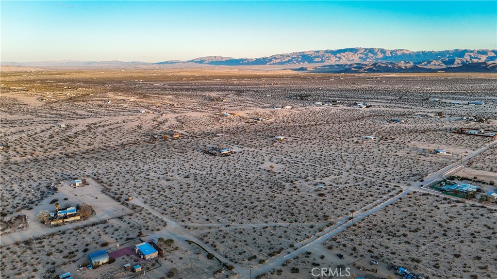 65370 Brant Crossing Road Joshua Tree, CA 92252 - Photo 13 of 40 a view of an ocean beach
