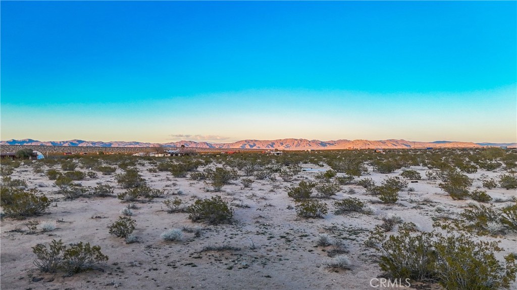 65370 Brant Crossing Road Joshua Tree, CA 92252 - Photo 33 of 40 a view of a city with sunset view