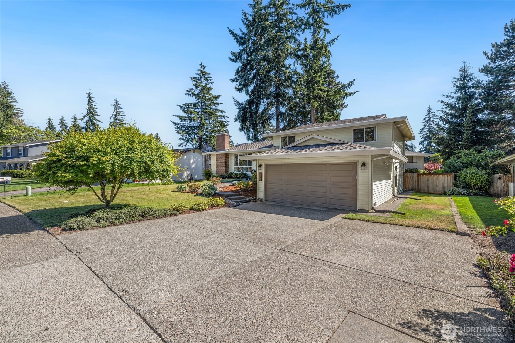 3657 Southwest 318th Street Federal Way, WA 98023 - Photo 2 of 26