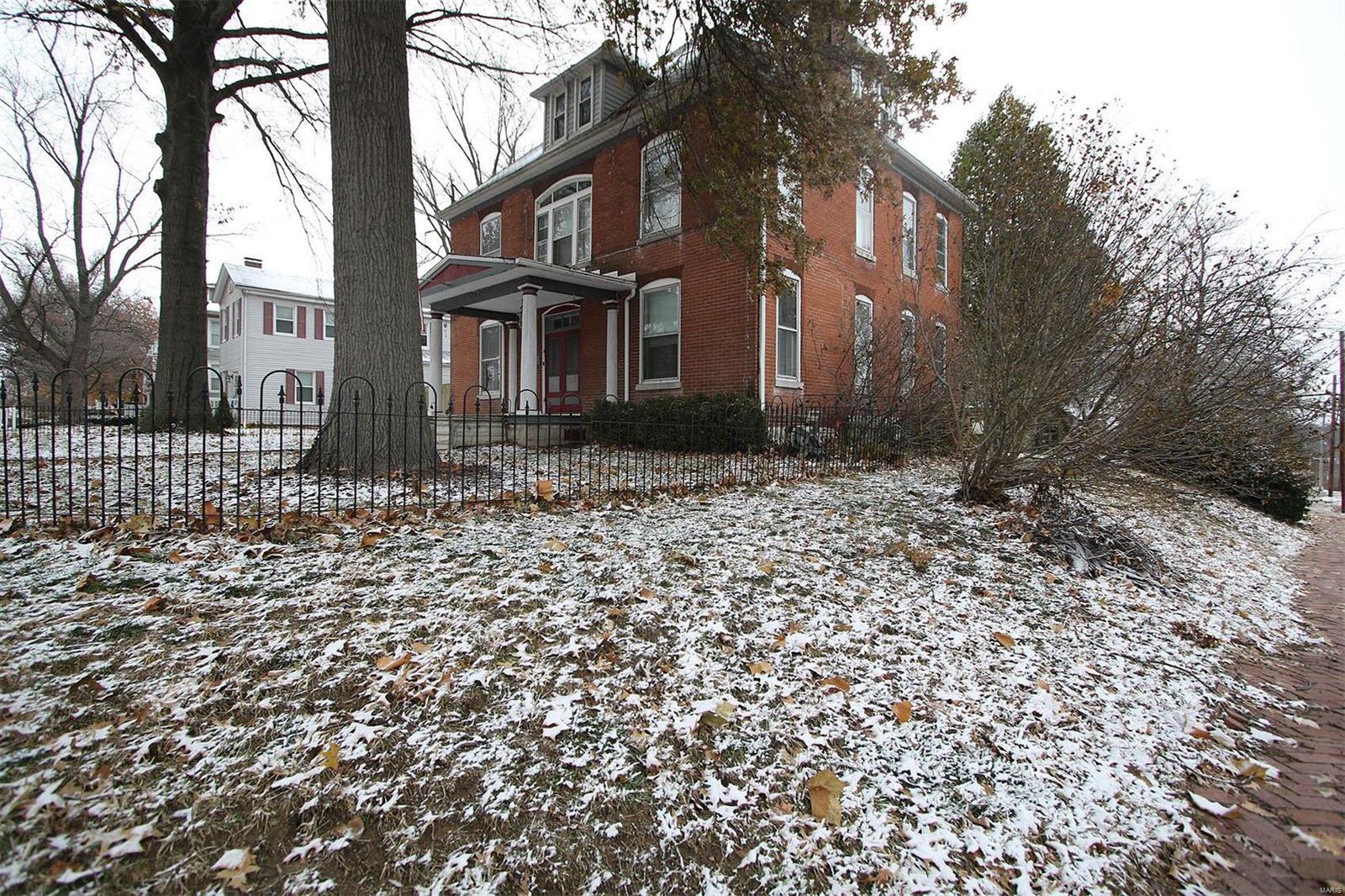 1103 State Street Alton, IL 62002 - Photo 3 of 26