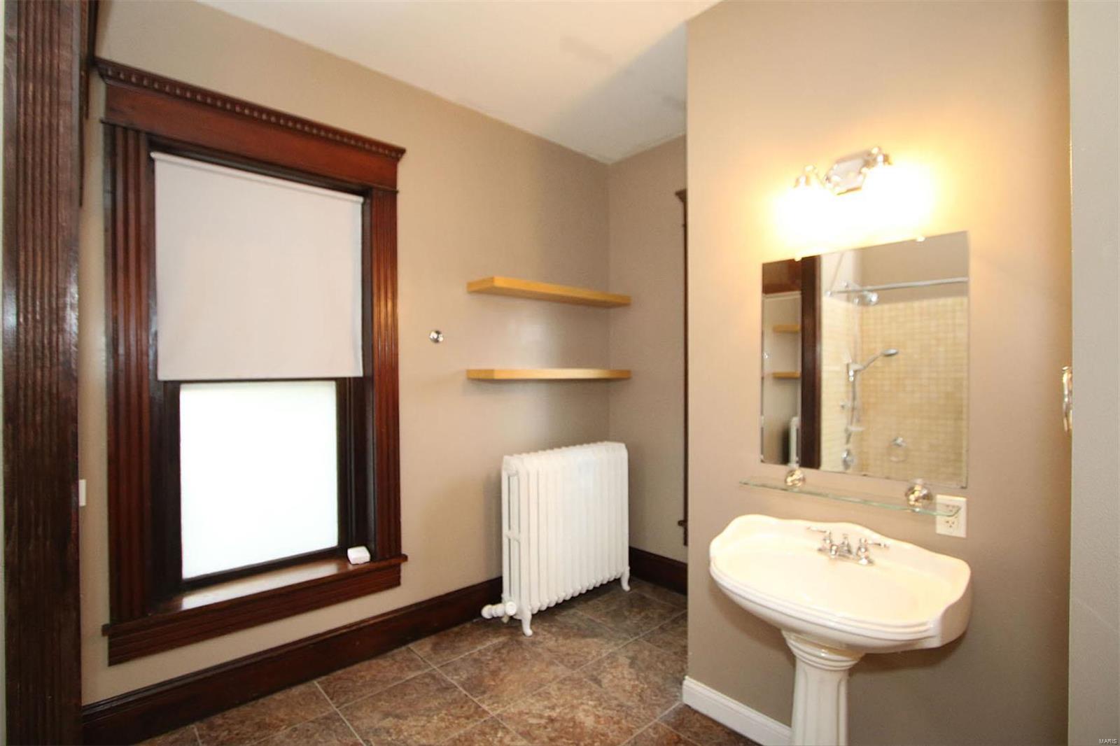 1103 State Street Alton, IL 62002 - Photo 24 of 26