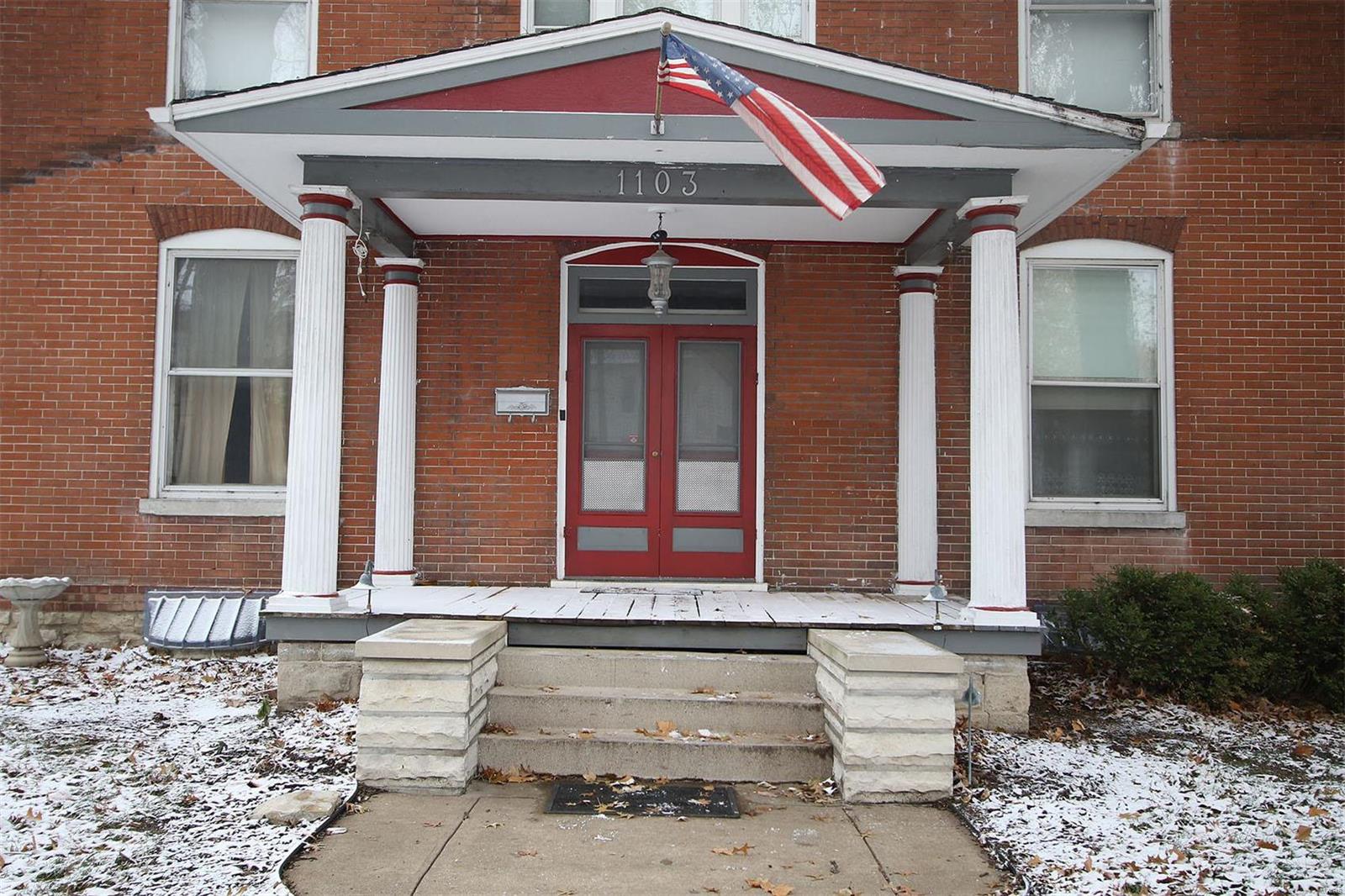 1103 State Street Alton, IL 62002 - Photo 4 of 26