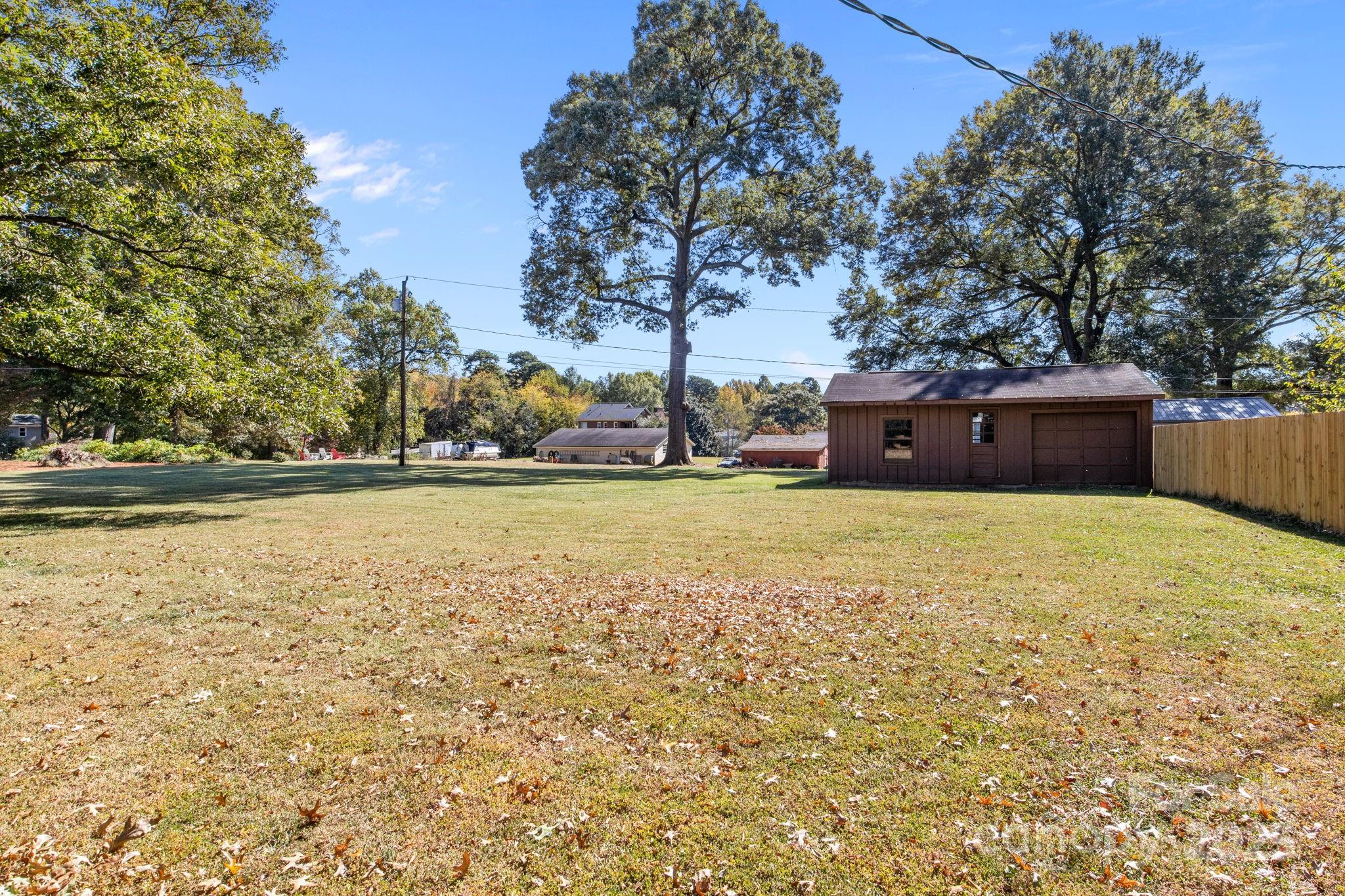 127 Edgeway Road Mooresville, NC 28117 - Photo 7 of 28