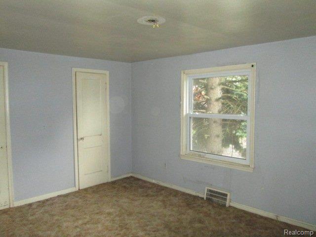 19414 Ryan Road Detroit, MI 48234 - Photo 7 of 12 261-711868-bdrm2.JPG