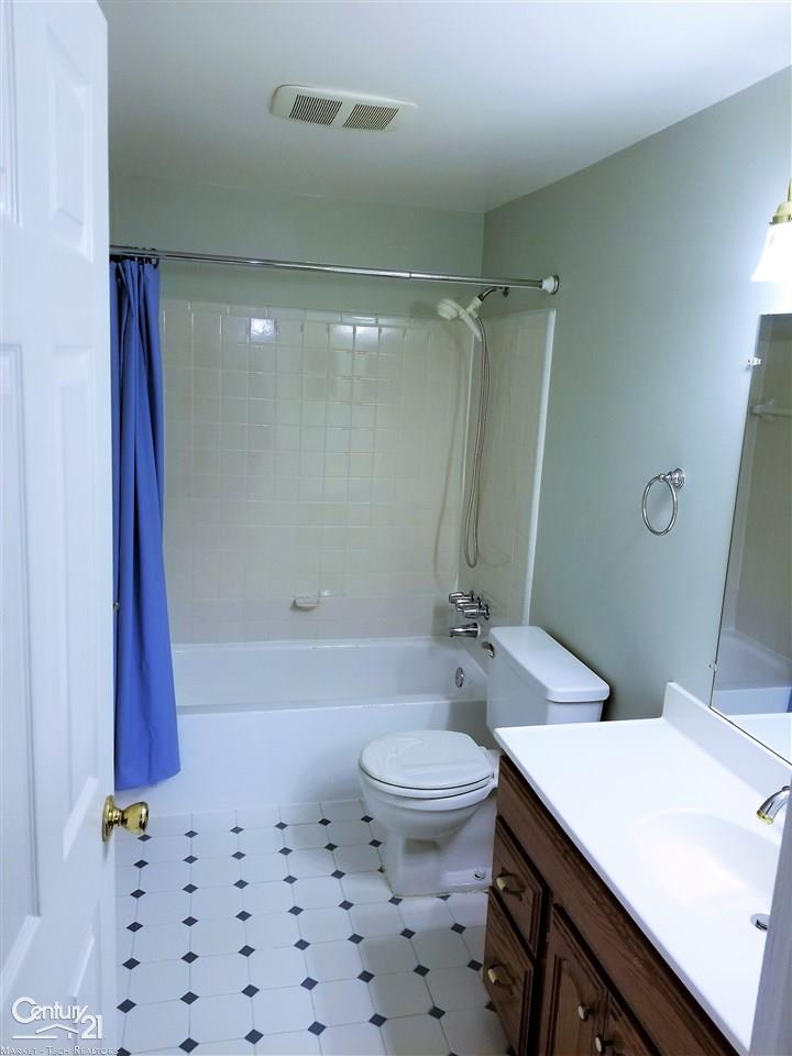 48548 Sugarbush Road Chesterfield, MI 48047 - Photo 21 of 26