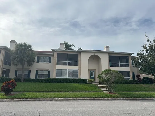 $1,695 | 10325 Carrollwood Lane, Unit 77, Tampa, FL 33618