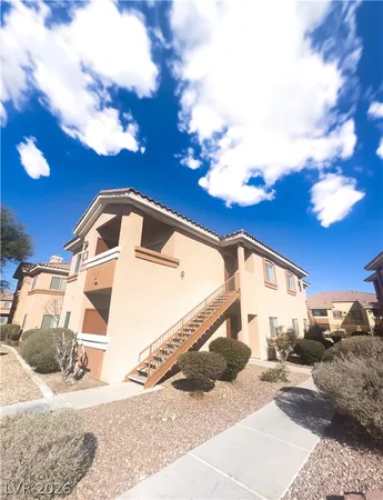 $1,400 | 1050 East Cactus Avenue, Unit 1074, Las Vegas, NV 89183