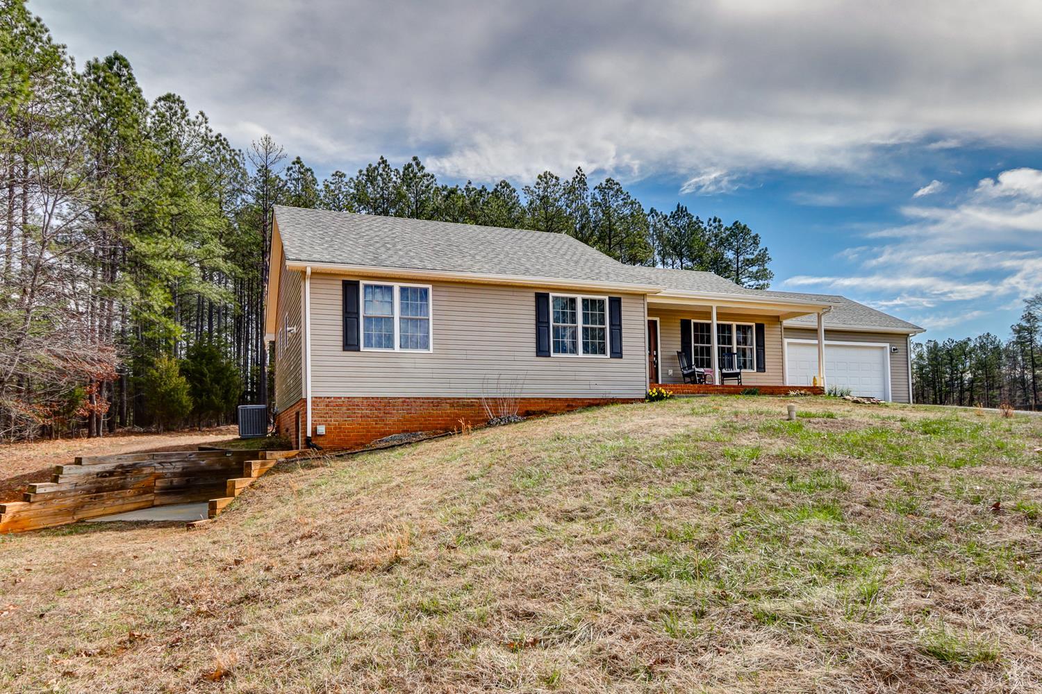 2518 Reedy Spring Road Spout Spring, VA 24593 - Photo 5 of 34