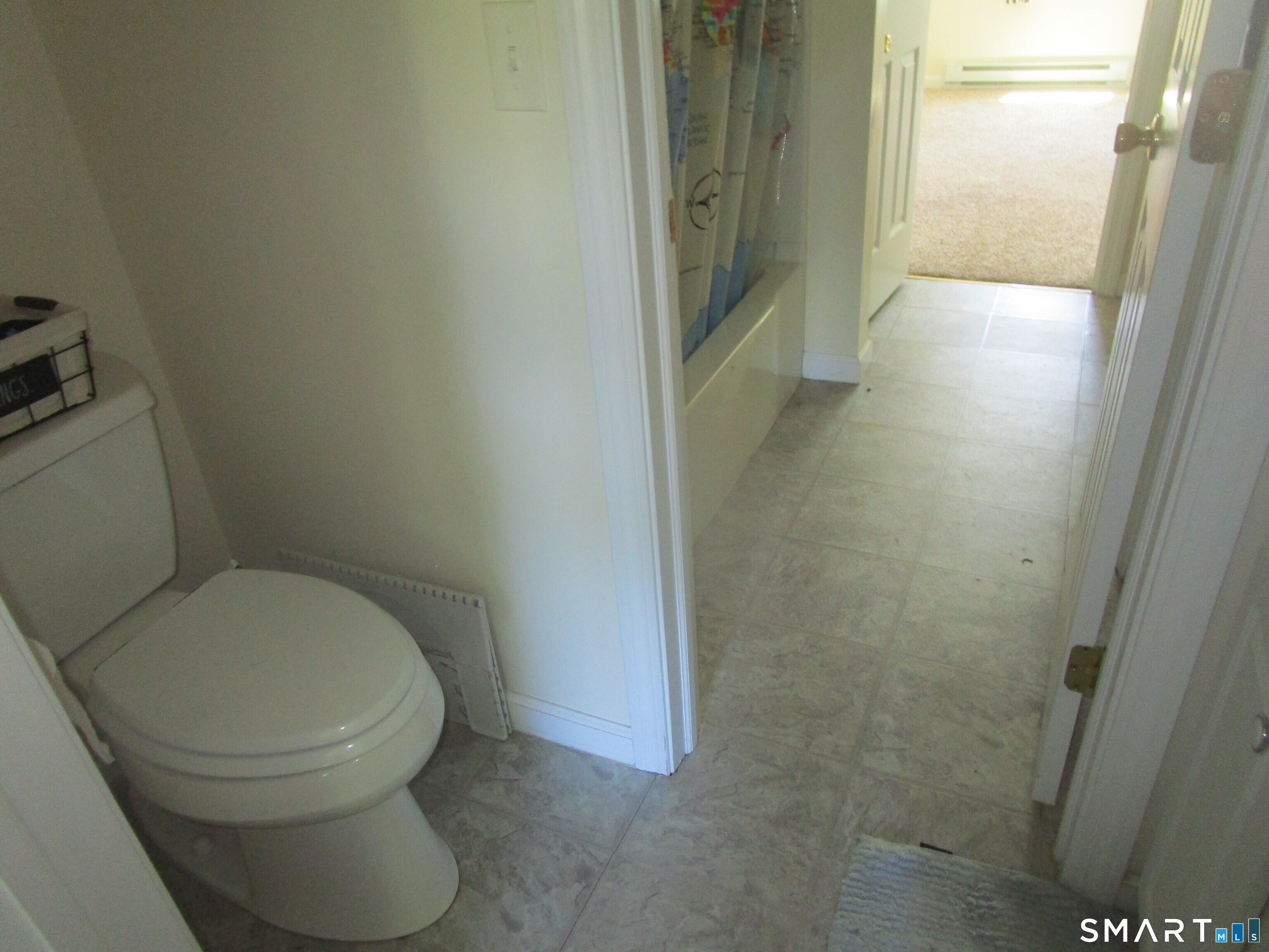 4 Founders Village, Unit 4 Clinton, CT 06413 - Photo 6 of 8