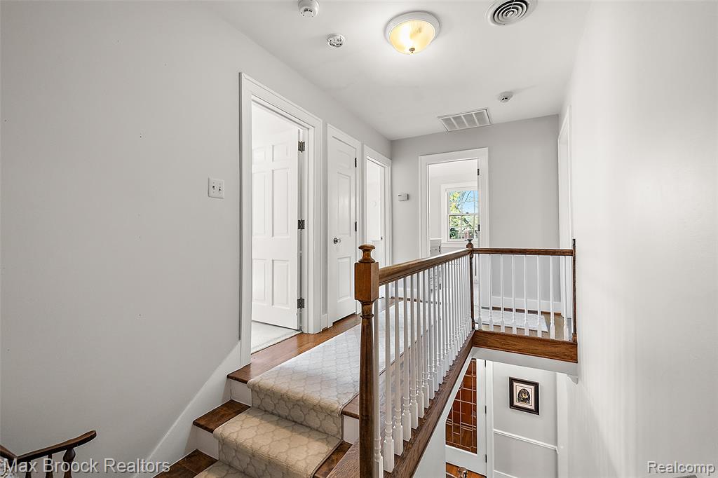 1259 Dorchester Road Birmingham, MI 48009 - Photo 22 of 46 Gallery Image 22