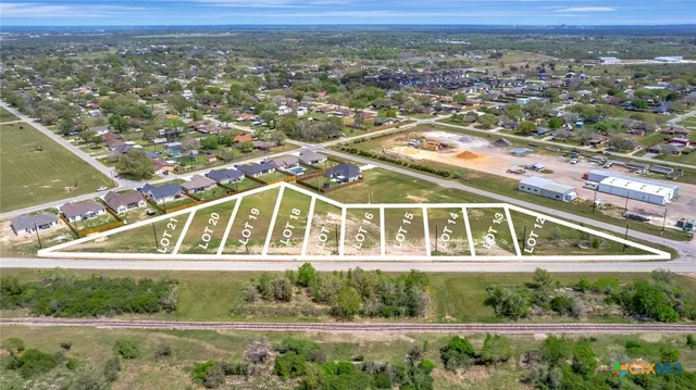 $42,000 | 314 Warehouse Road, Victoria, TX 77905