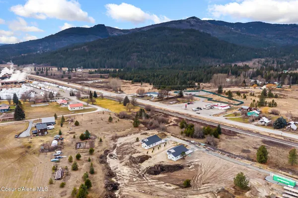 $575,000 | 154 Jazz Way, Laclede, ID 83841