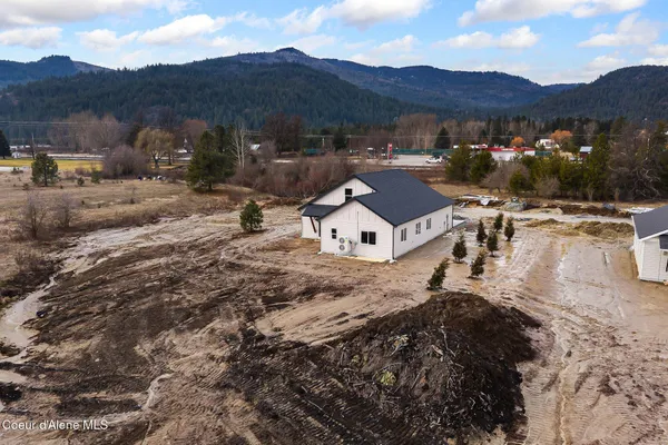$575,000 | 154 Jazz Way, Laclede, ID 83841