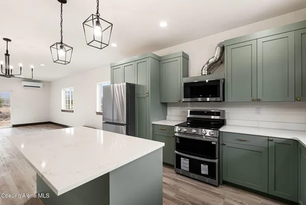 $575,000 | 154 Jazz Way, Laclede, ID 83841