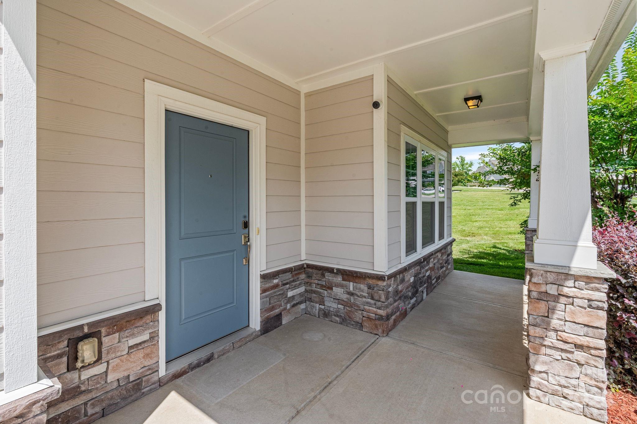 7129 Dove Field Lane Fort Mill, SC 29707 - Photo 2 of 27