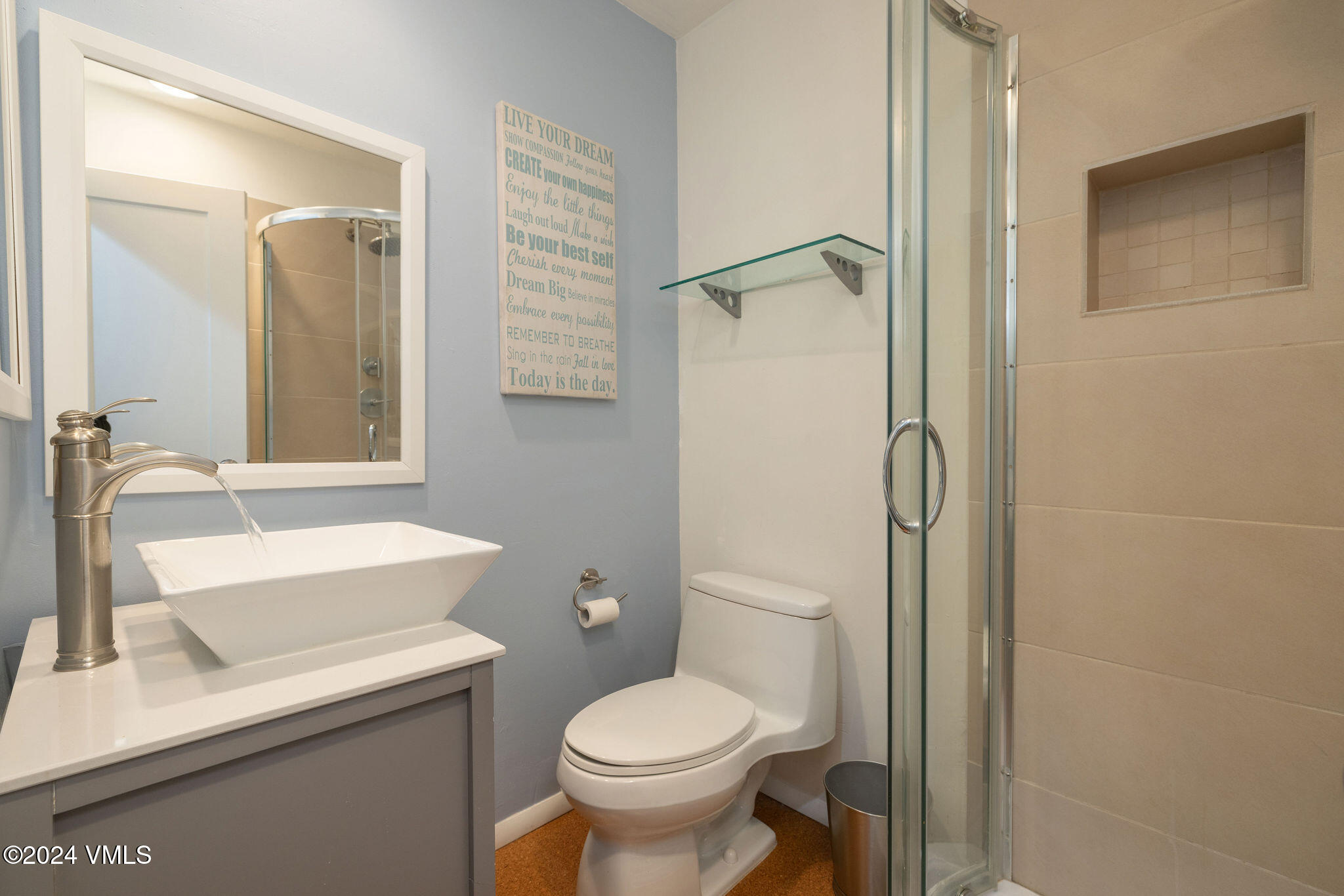 16 Eagle-Vail Road, Unit A3 Eagle-Vail, CO 81620 - Photo 12 of 24 a bathroom with a sink toilet and shower